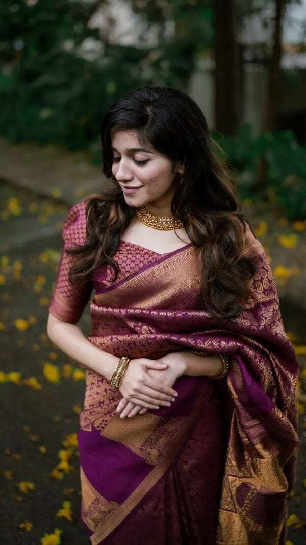 Sarees Online Shopping Wholesale - Designer Sarees Rs 500 to 1000