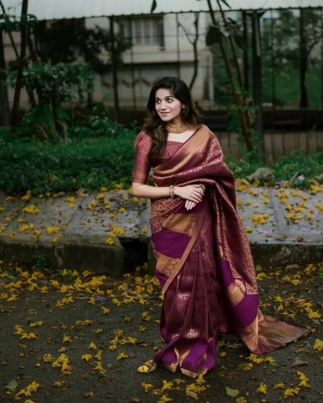 Sarees Online Shopping Wholesale - Designer Sarees Rs 500 to 1000