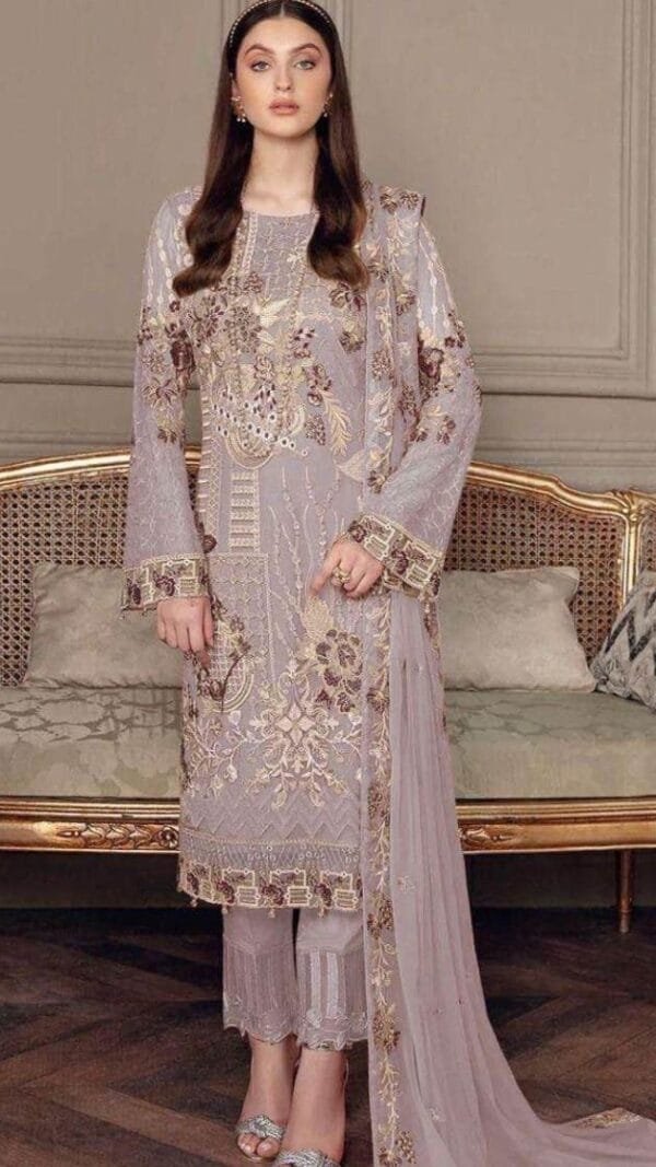 Wholesaler Of Pakistani Suits In Delhi