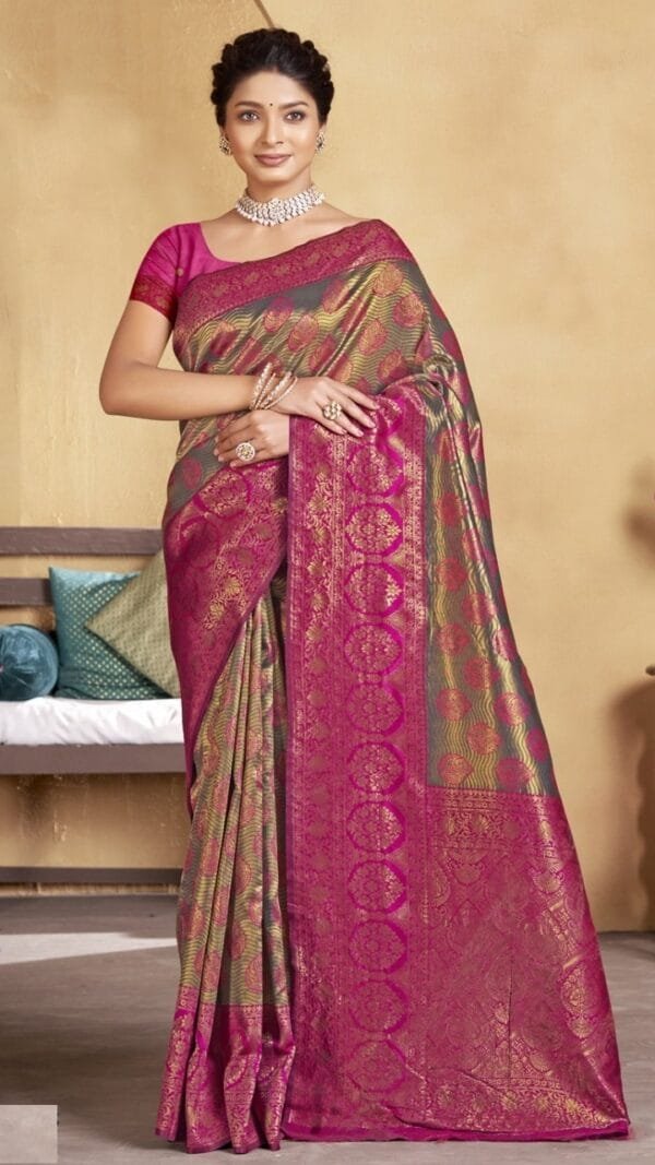 न्यू डिजाइनर साड़ी - Designer Sarees Rs 500 to 1000