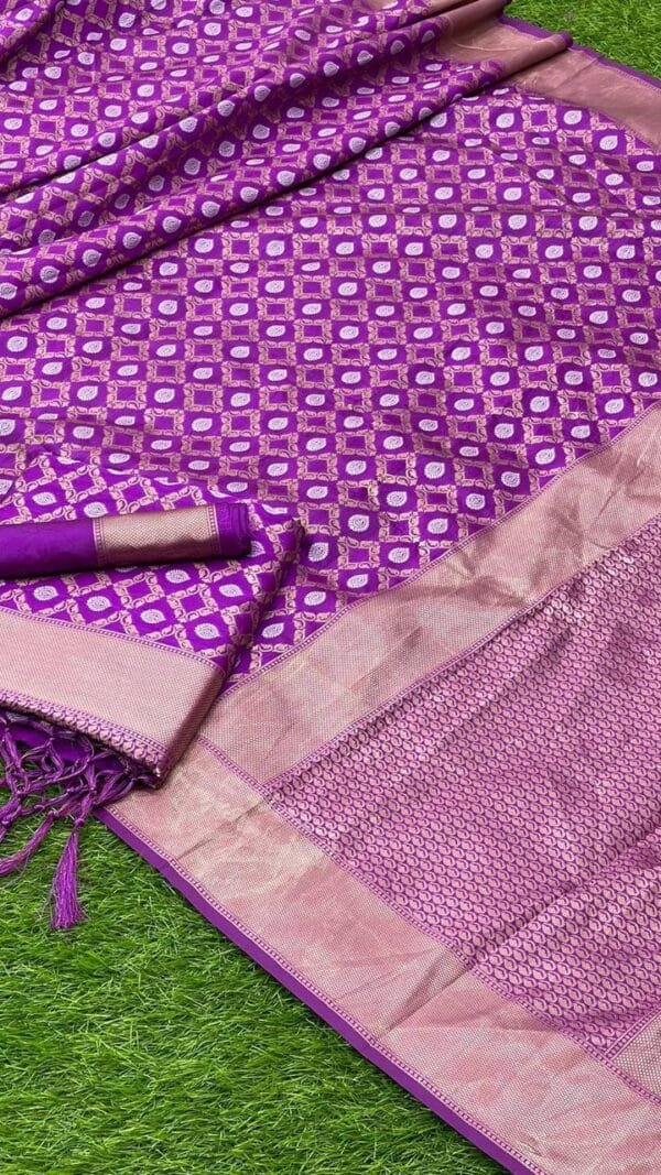 न्यू साड़ी डिजाइन 2022 - Designer Sarees Rs 500 to 1000