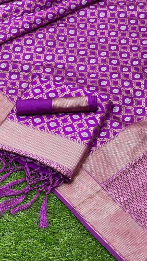 न्यू साड़ी डिजाइन 2022 - Designer Sarees Rs 500 to 1000