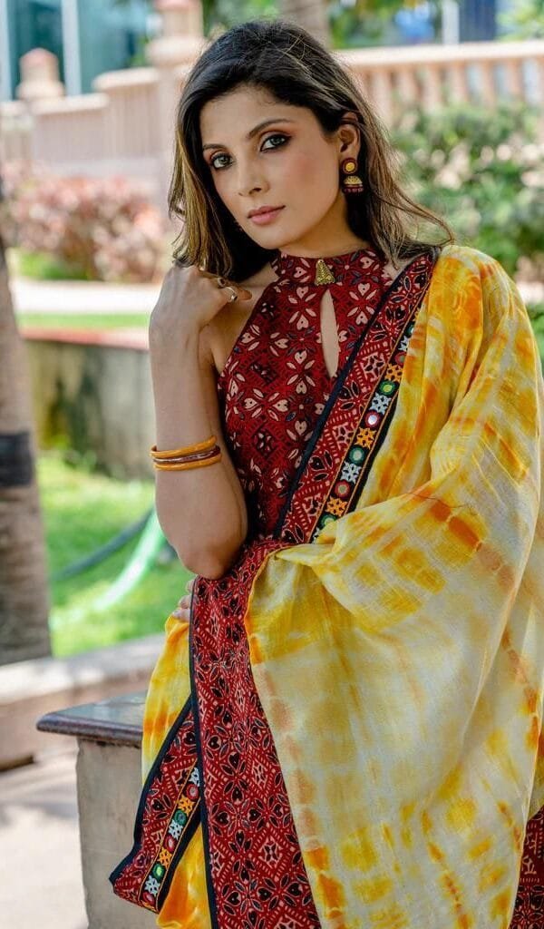 साड़ी - Designer Sarees Rs 500 to 1000