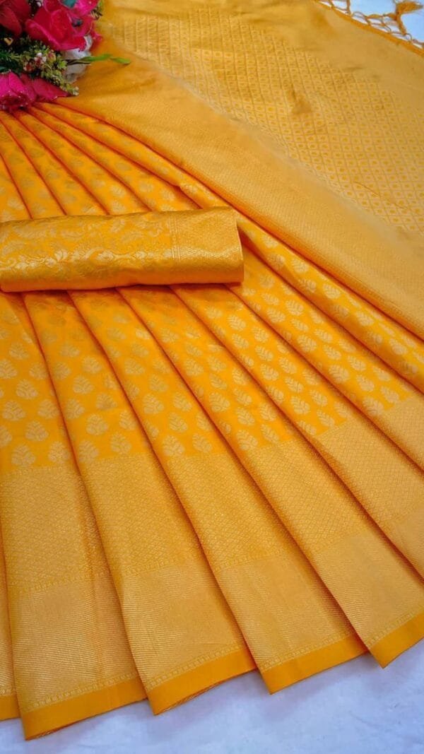 साड़ी का रेट - Designer Sarees Rs 500 to 1000