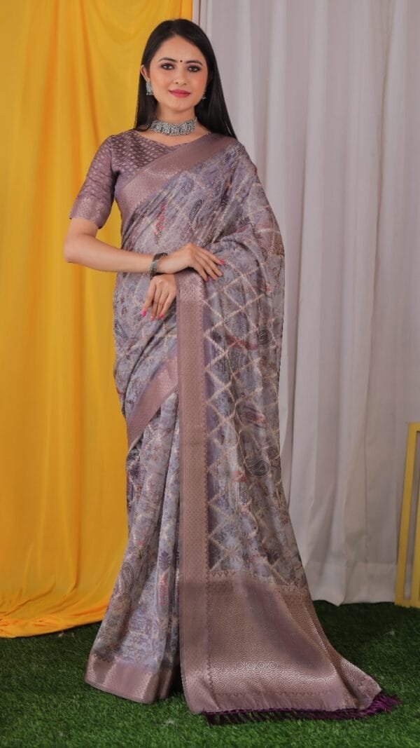 साड़ी की डिजाइन - Designer Sarees Rs 500 to 1000