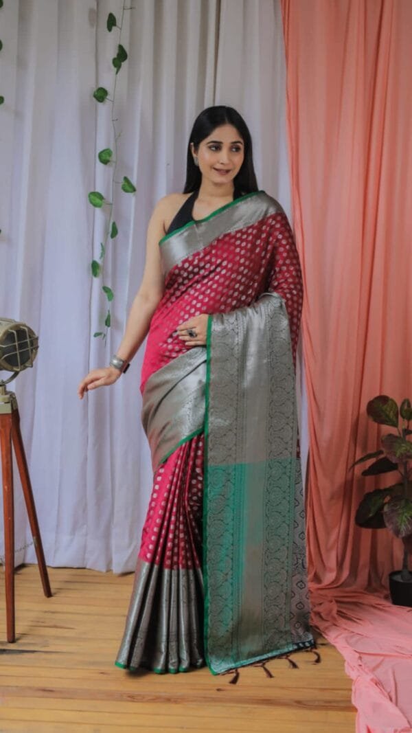 साड़ी डिजाइन फोटो - Designer Sarees Rs 500 to 1000