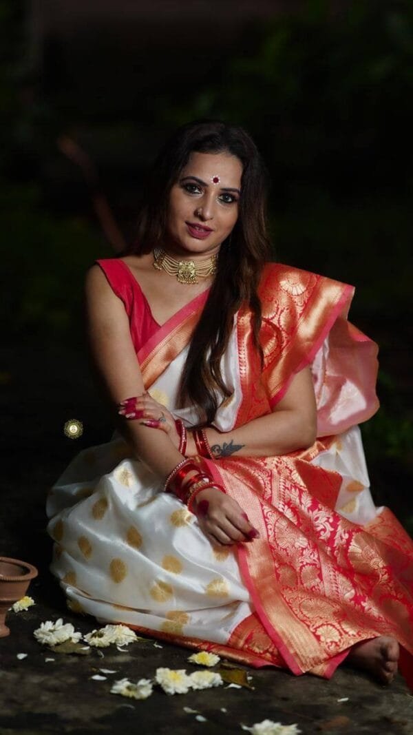 साड़ी सेल - Designer Sarees Rs 500 to 1000