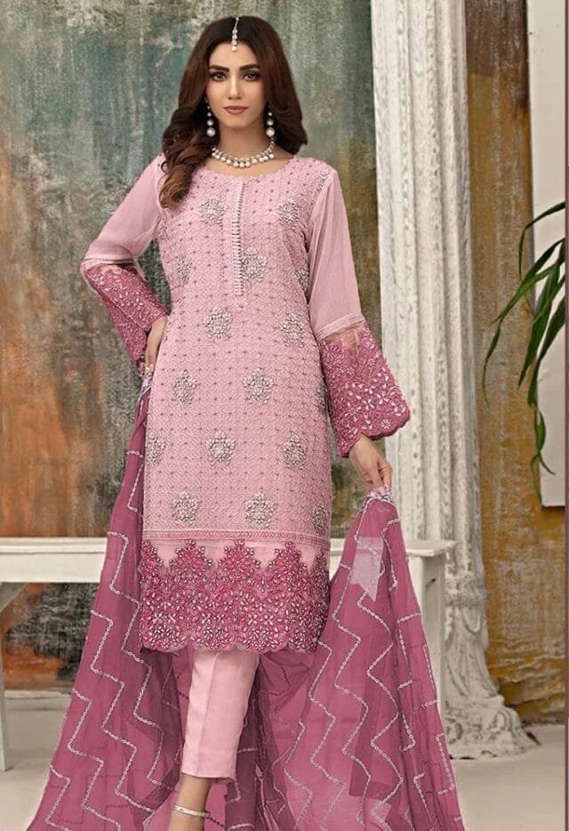 Buy Pakistani Suits Online - Pakistani Suits