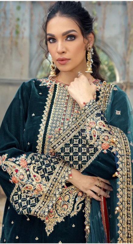 Noor 117 Colour Pakistani Suits Latest Catalogue - Rehmat Boutique