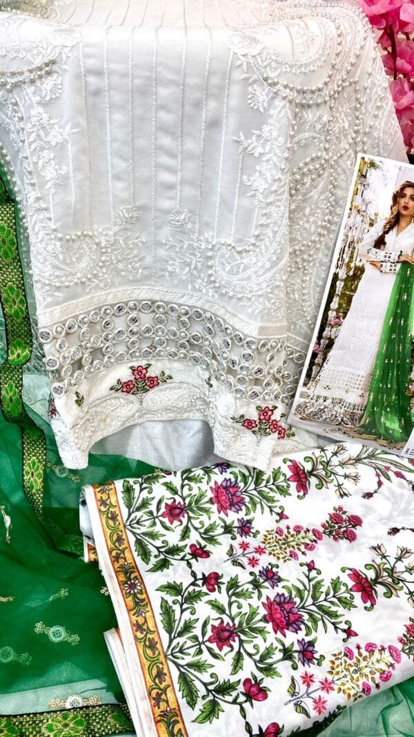 New Pakistani Dress Style - Pakistani Suits