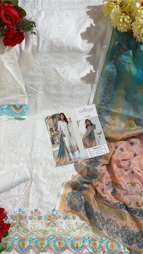 Pakistani Suits Latest - Pakistani Suits