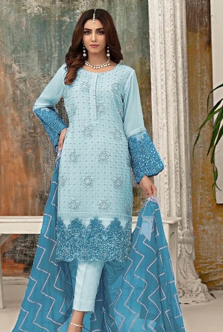 Maria b 2025 suits online