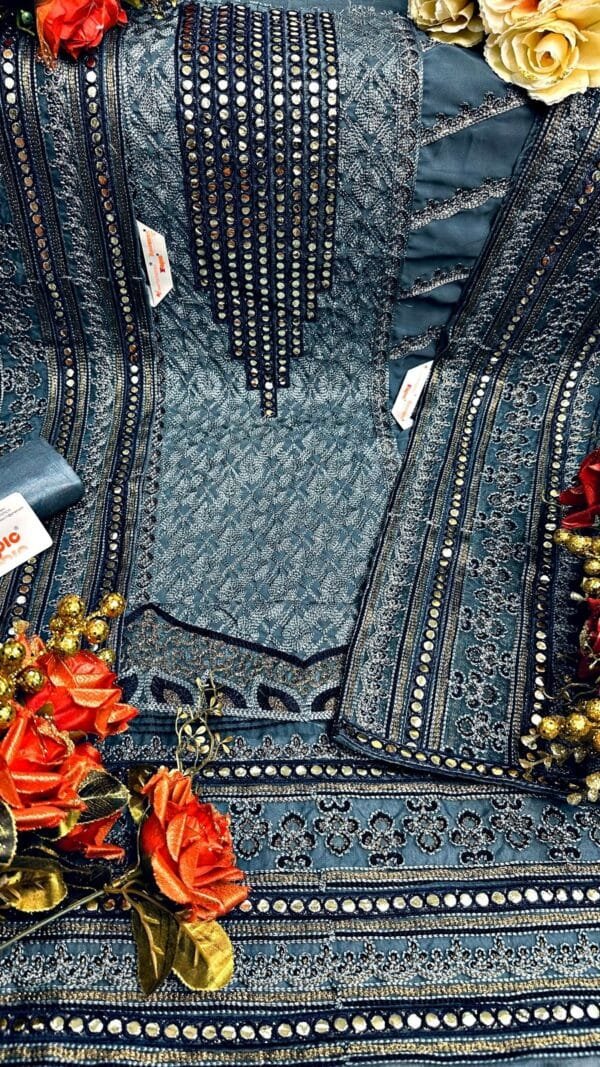 Pakistani Suits Wholesale Delhi - Pakistani Suits