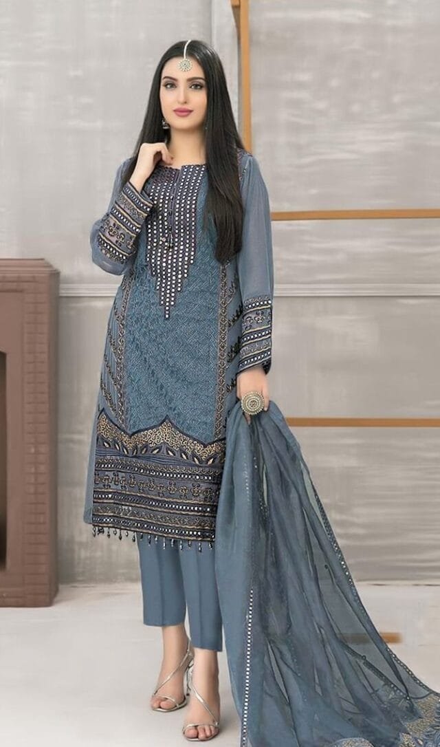 Pakistani Suits Wholesale Delhi - Pakistani Suits