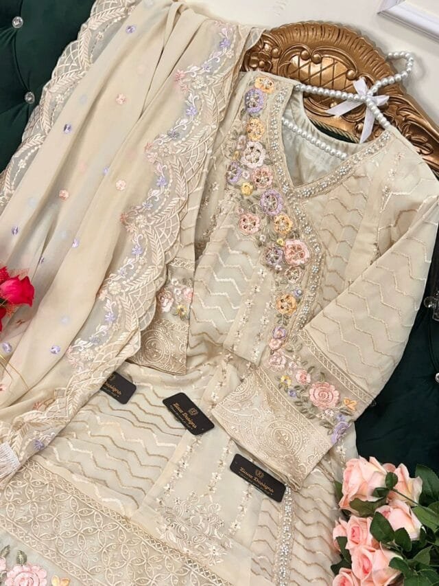 Pakistani Suits Wholesale In Delhi - Pakistani Suits