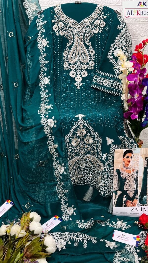 Pakistani Suits Wholesalers In Surat - Pakistani Suits