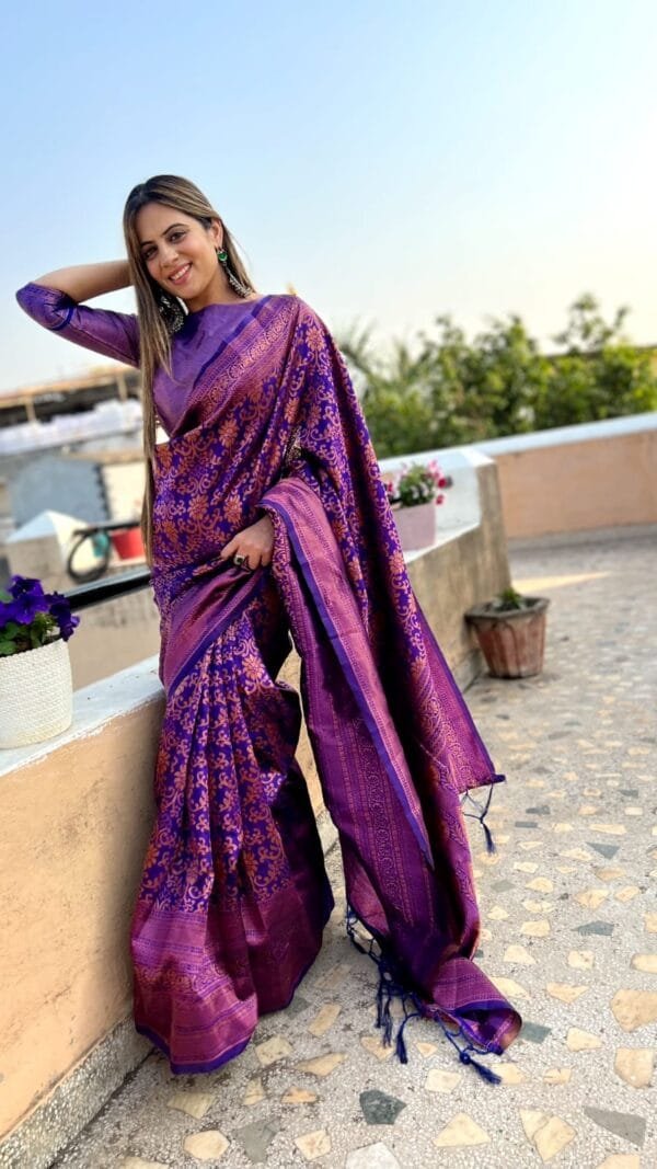Saree Online Shopping - Designer Sarees Rs 500 to 1000