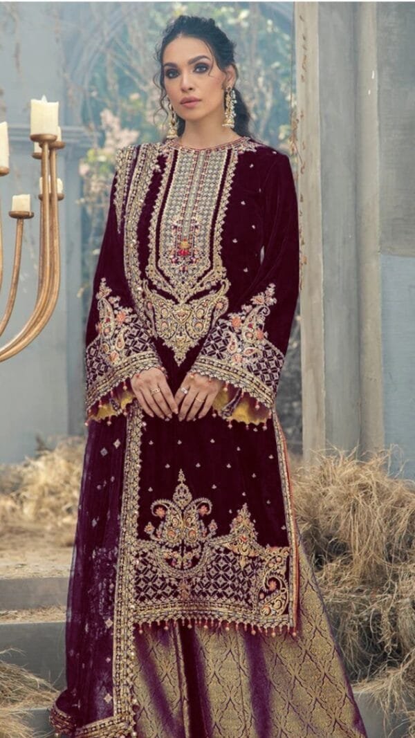 Pakistani Suits Online In Usa - Pakistani Suits