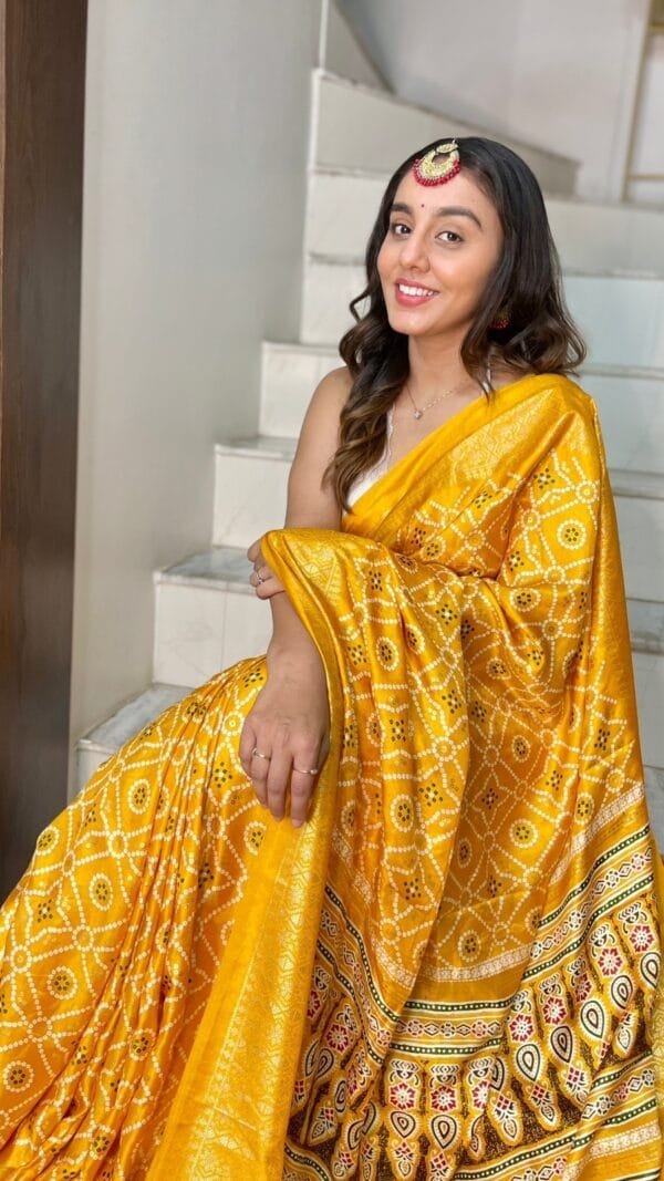 न्यू डिजाइनर साड़ी - Designer Sarees Rs 500 to 1000