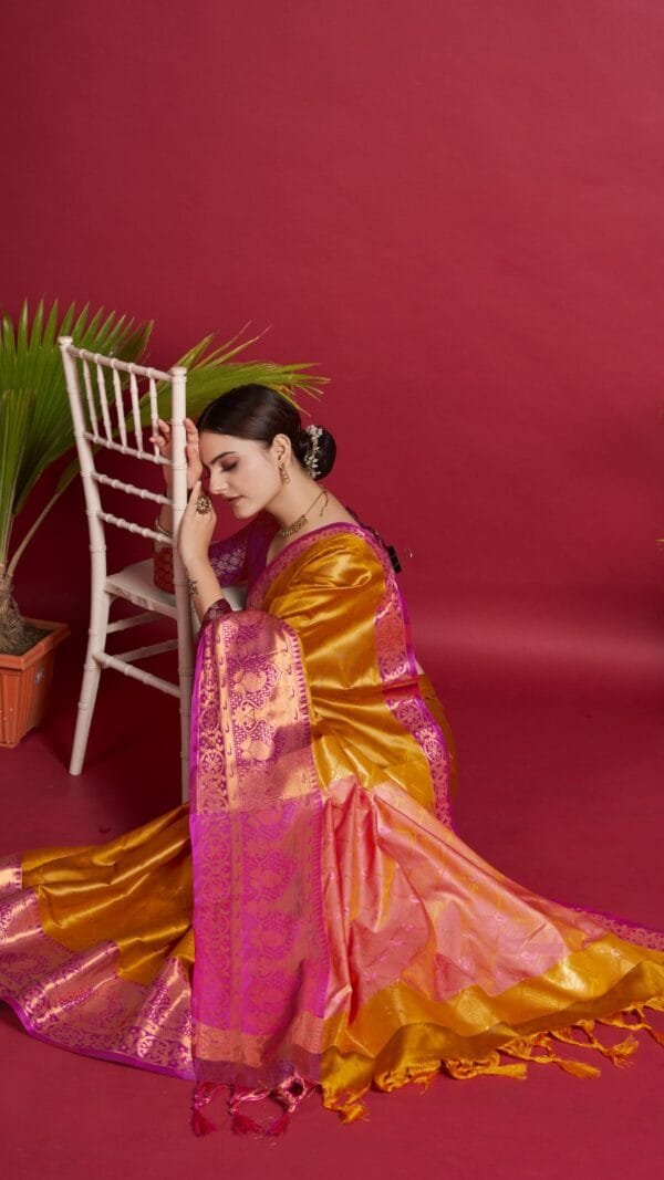 Online Kanchipuram Silk Saree - Designer Sarees Rs 500 to 1000 -