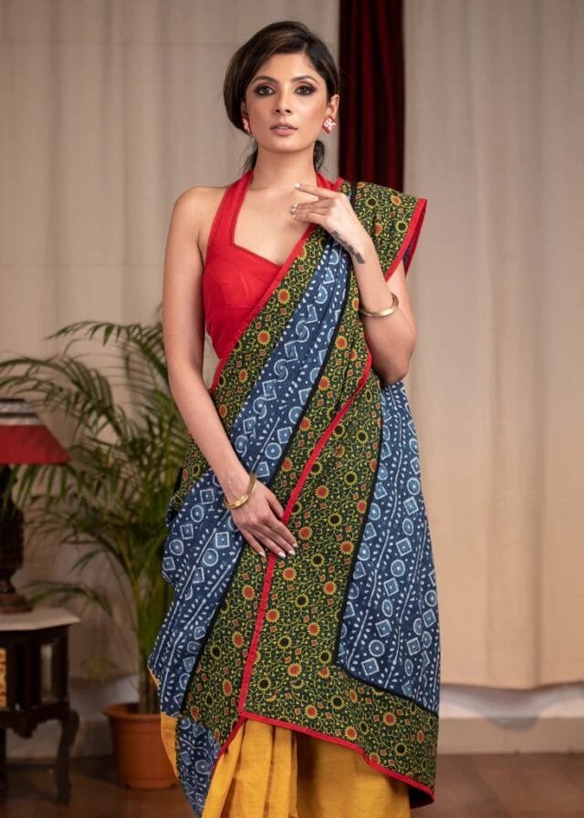 Saree Rentals - Designer Sarees Rs 500 to 1000 -