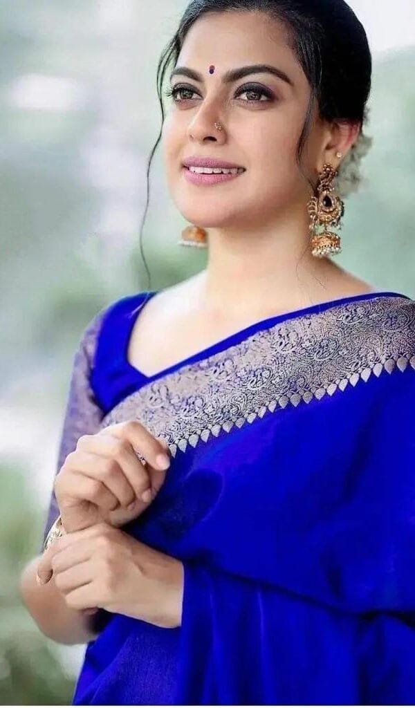 Seema Gujral Saree - Designer Sarees Rs 500 to 1000 -