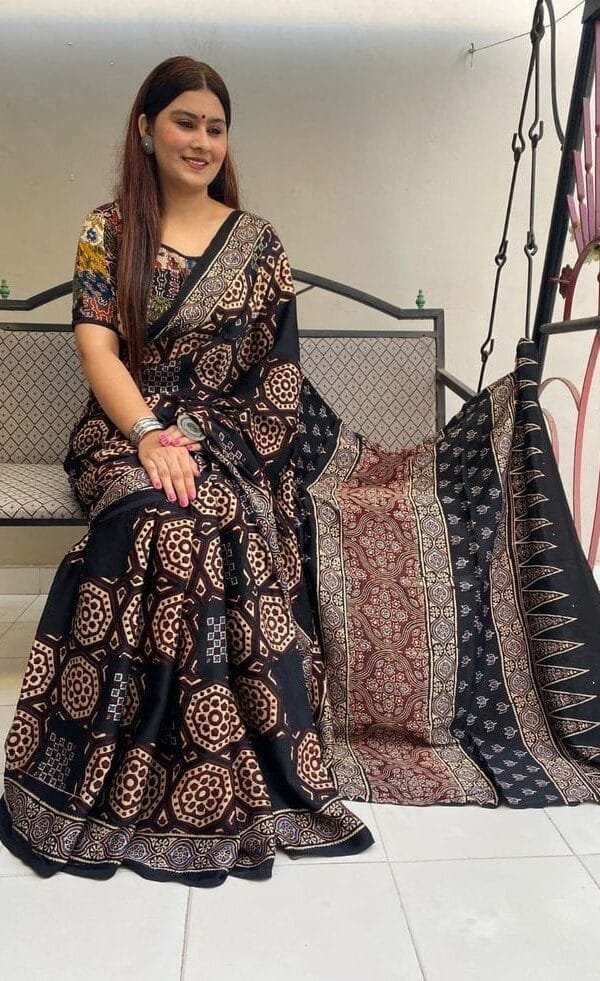 Online Boutique Saree - Designer Sarees Rs 500 to 1000 -