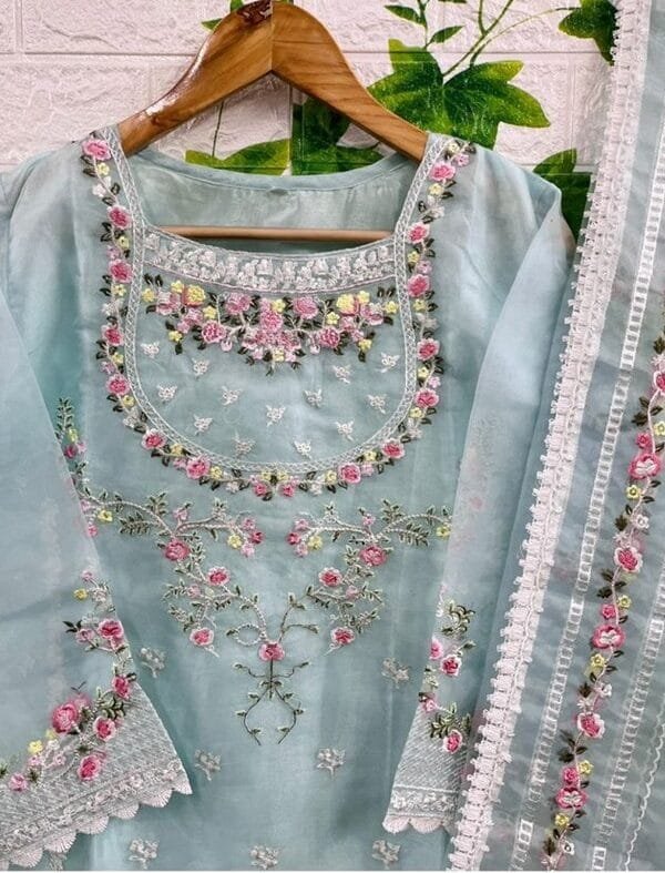 Pakistani Dress Bride - Pakistani Suits Online