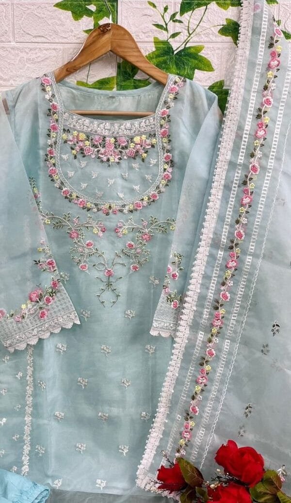 Pakistani Dress Bride - Pakistani Suits Online