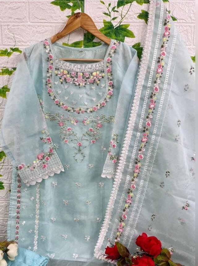 Pakistani Dress Bride - Pakistani Suits Online
