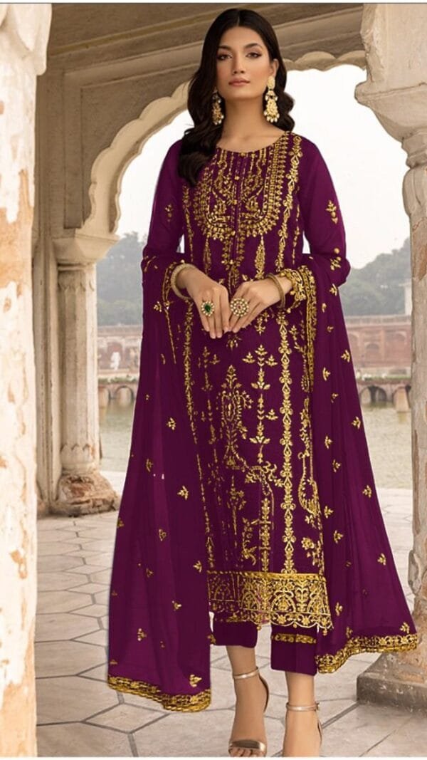 Pakistani Dress Designing - Pakistani Suits Online