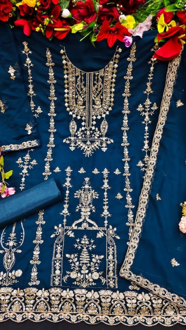 Pakistani Dress For Mehndi - Pakistani Suits Online