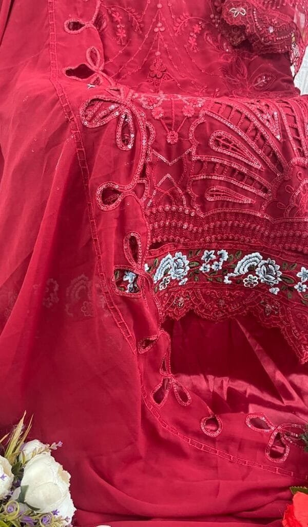 Pakistani Dress For Women - Pakistani Suits Online