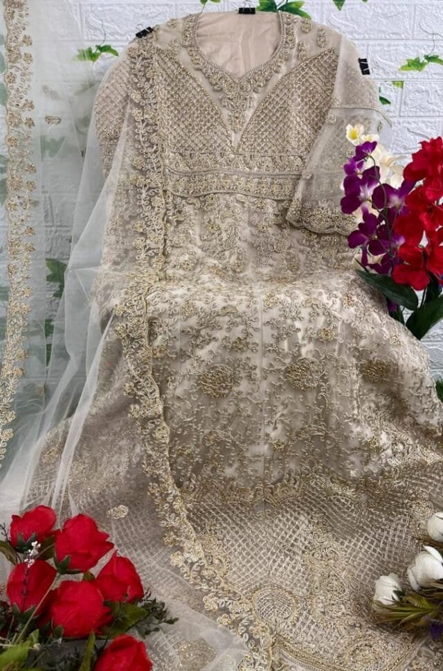 Pakistani Suits Wholesale In Dubai