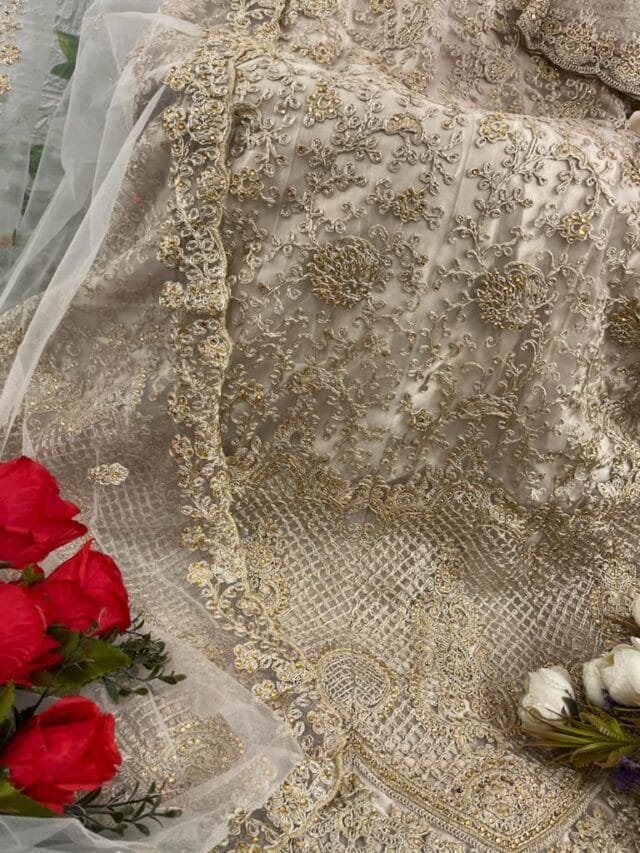 Pakistani Suits Wholesale In Dubai