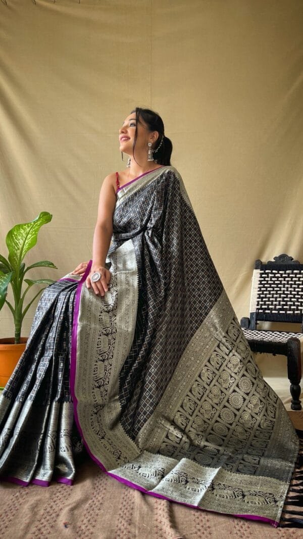 Bangalore Saree Shop - Designer Sarees Rs 500 to 1000 -