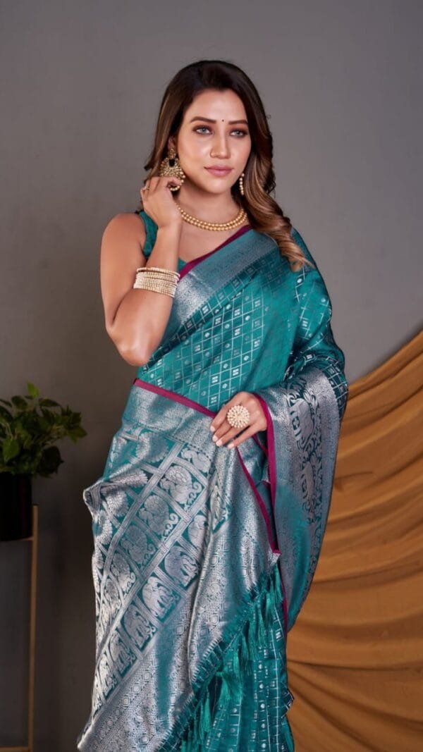Georgette Banarasi Saree - Designer Sarees Rs 500 to 1000 -