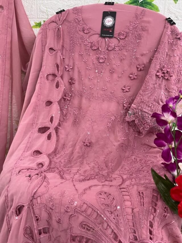 Lawn Pakistani Suits - Pakistani Suits Online