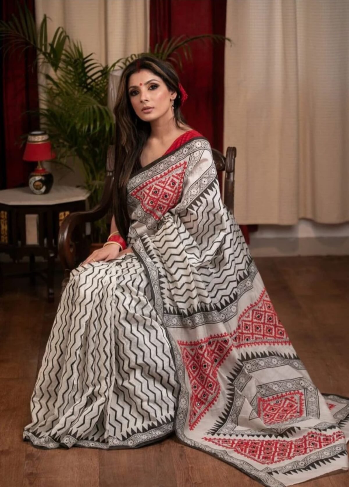 4 unique makeovers for your old silk saree which are just Awe-inspiring.
