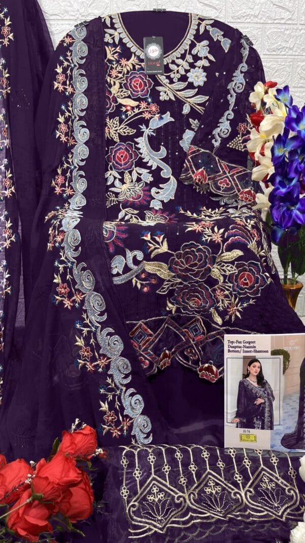 Online Pakistani Suits India - Pakistani Suits Online