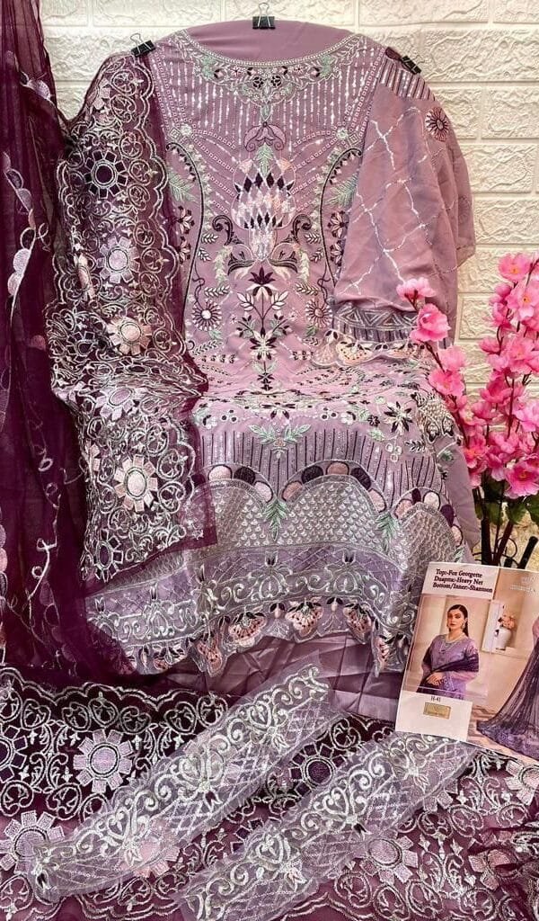 Pakistani Dress For Woman - Pakistani Suits Online