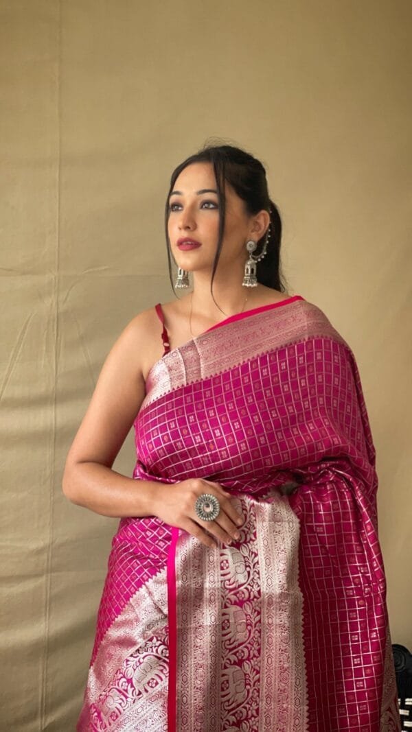 Pure Silk Saree - Designer Sarees Rs 500 to 1000 -