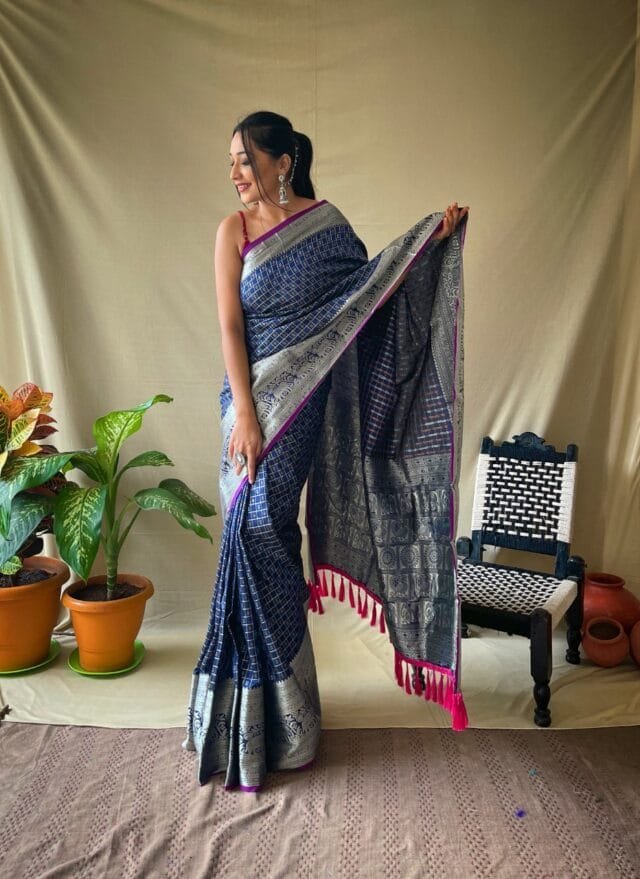 Saree Boutiques Online - Designer Sarees Rs 500 to 1000 -