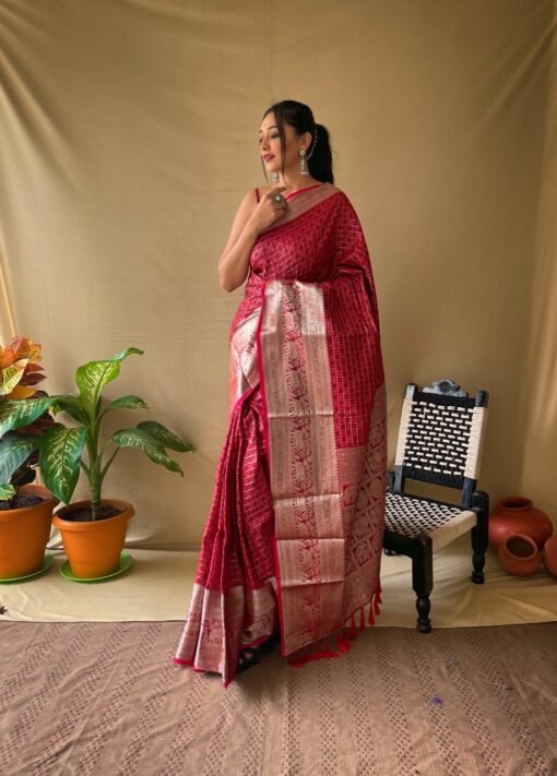 Saree Brand - Designer Sarees Rs 500 to 1000 -