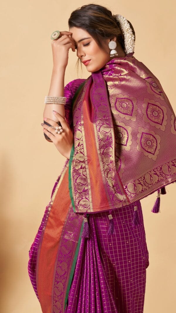 Silky Soft Saree - Designer Sarees Rs 500 to 1000 -