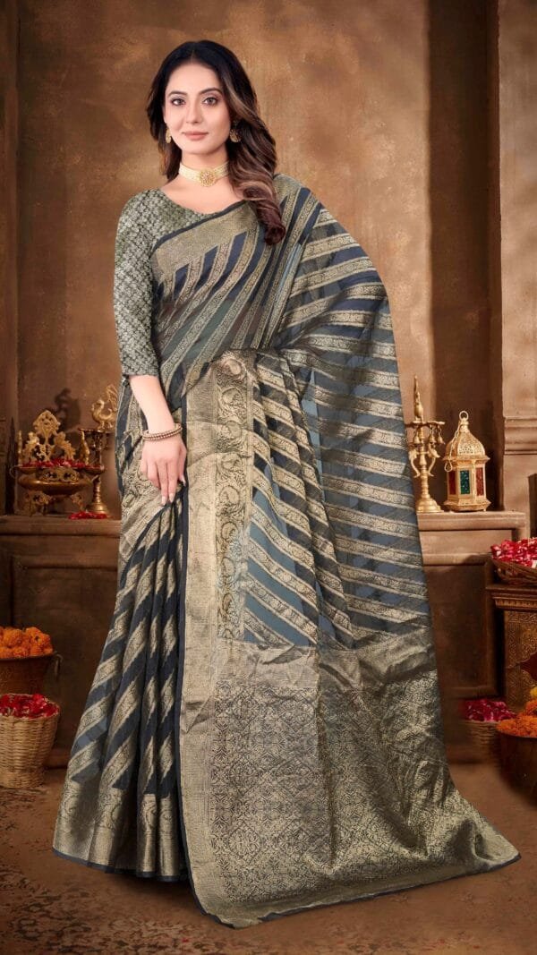 Wholesale Saree Dealers - Designer Sarees Rs 500 to 1000 -
