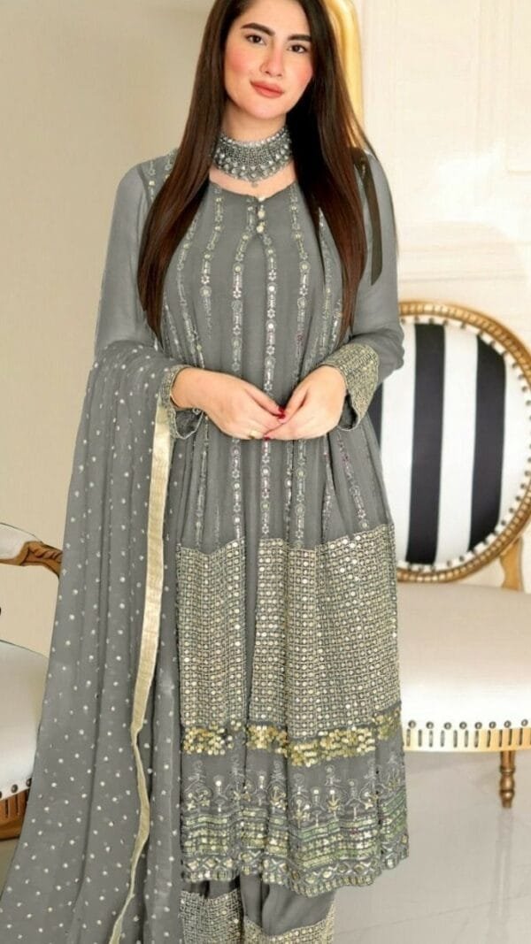 Best Buy Pakistani Clothes Online In USA | USA