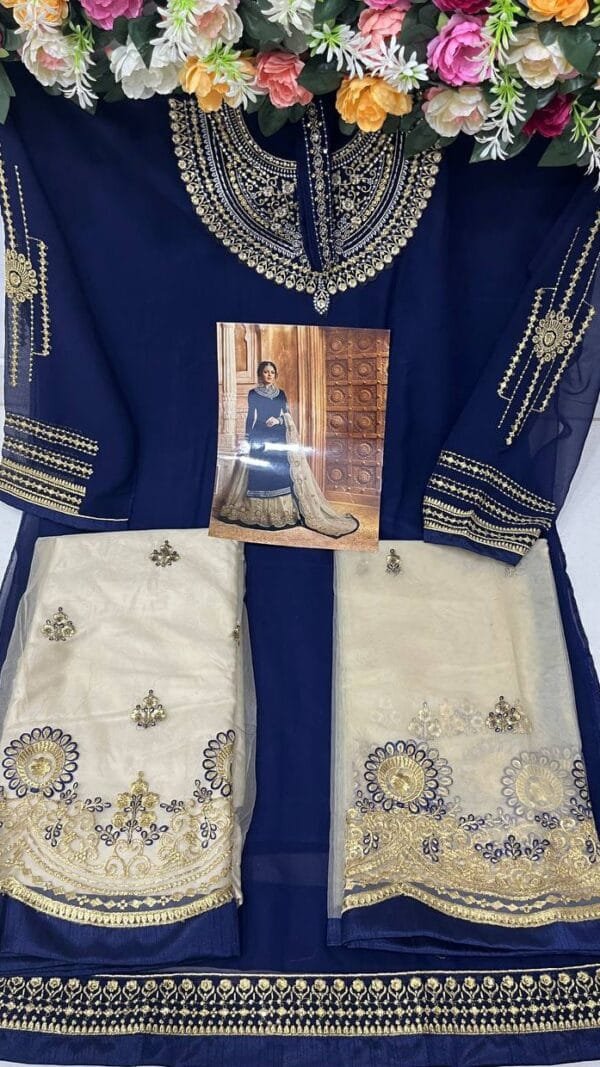 Best Ordering Pakistani Clothes Online | USA