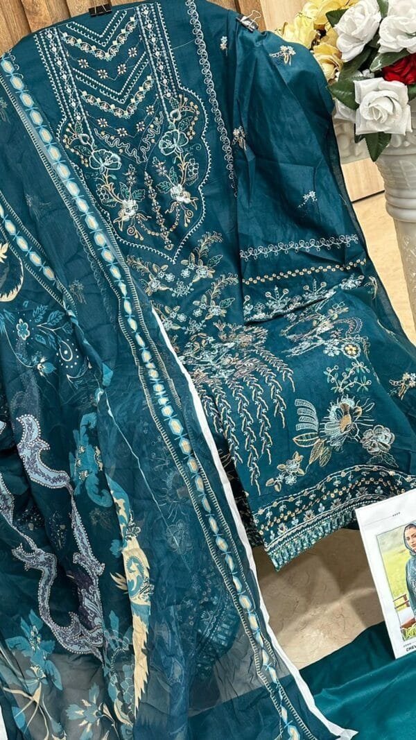 Best Wholesale Pakistani Clothes | USA