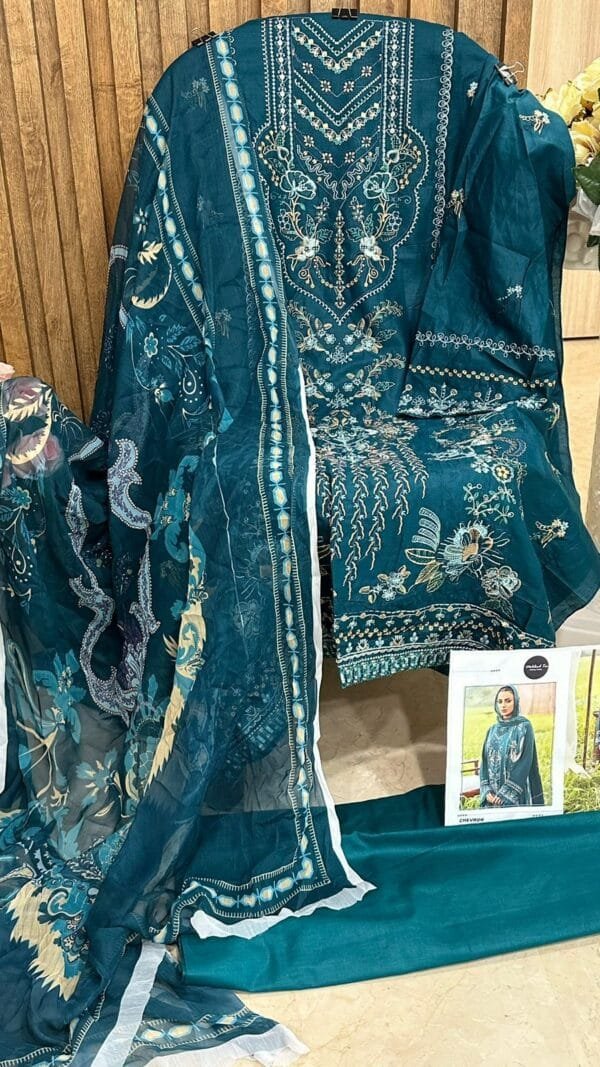 Best Wholesale Pakistani Clothes | USA